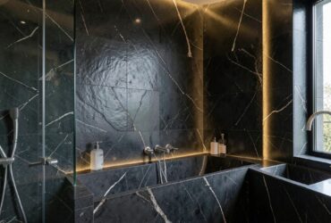 Ghidul complet pentru amenajarea băii cu plăci de onix: Eleganță și funcționalitate